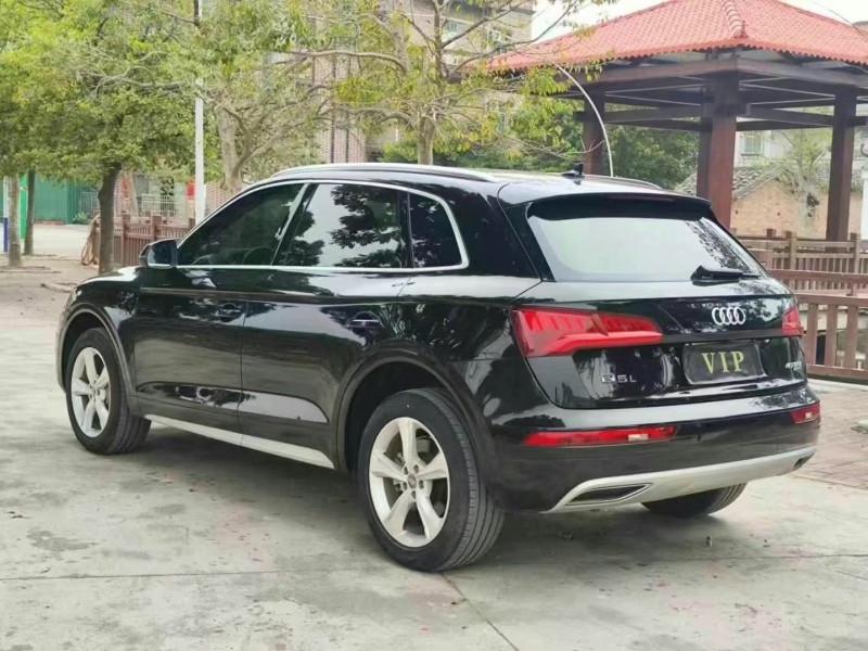 广州19年奥迪Q58