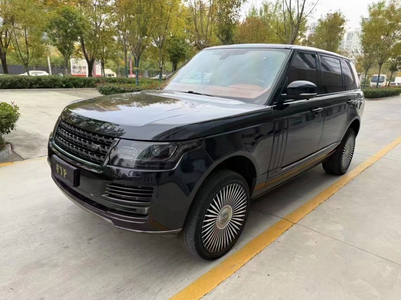 济宁18年路虎揽胜行政3