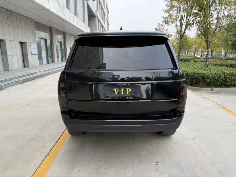 济宁18年路虎揽胜行政9