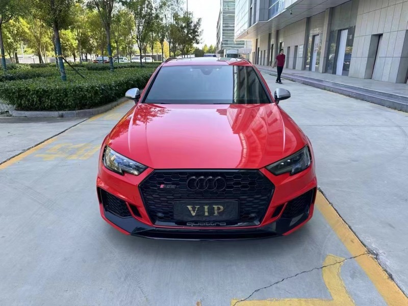 济宁19年奥迪RS41