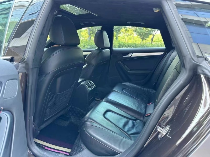 济宁15年奥迪A55