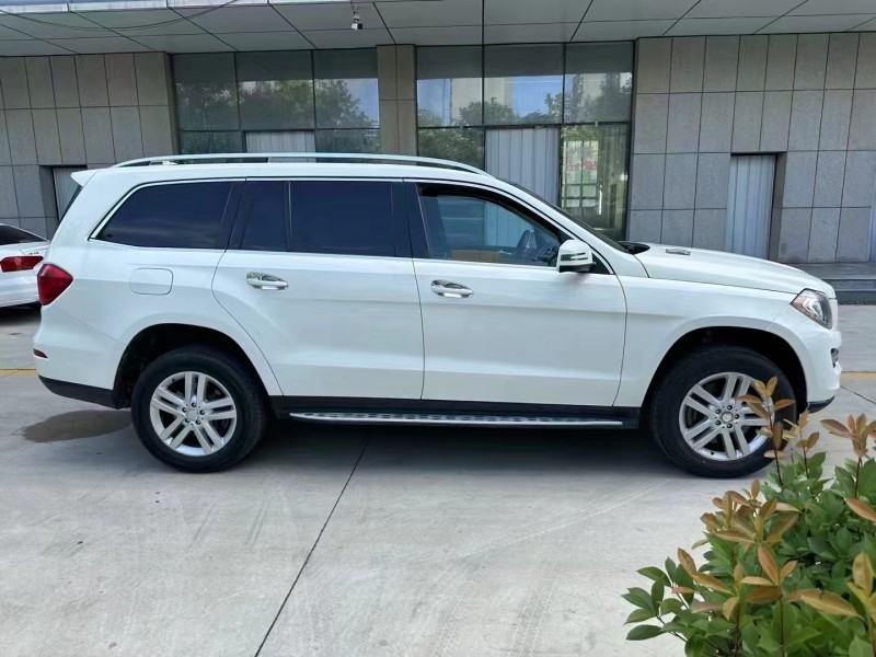 济宁13年奔驰GL8