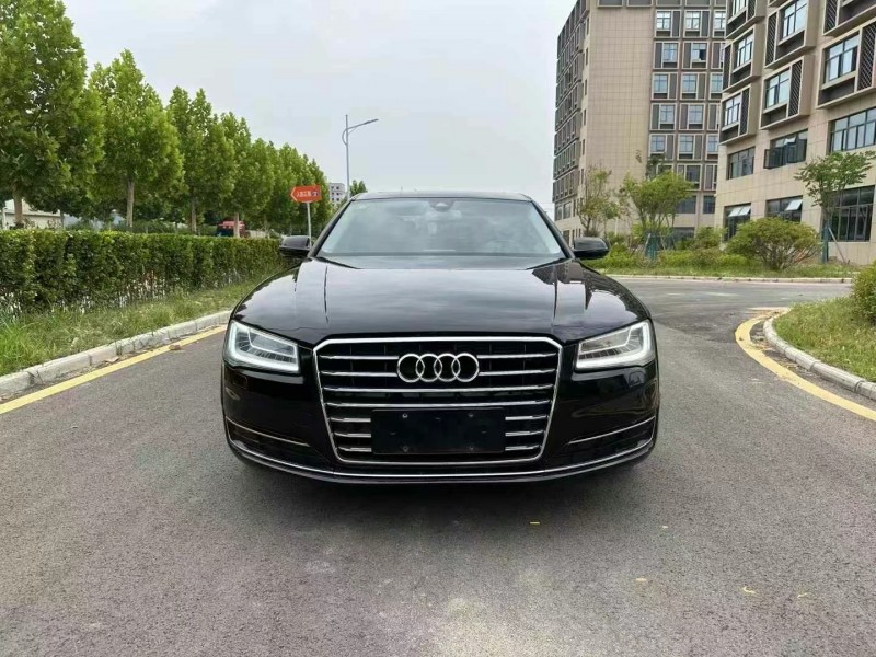 徐州18年奥迪A8L1