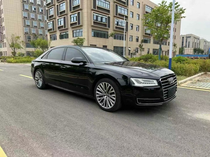 徐州18年奥迪A8L2