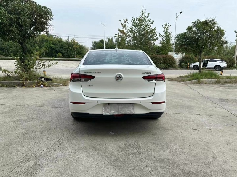 徐州18年别克英朗9