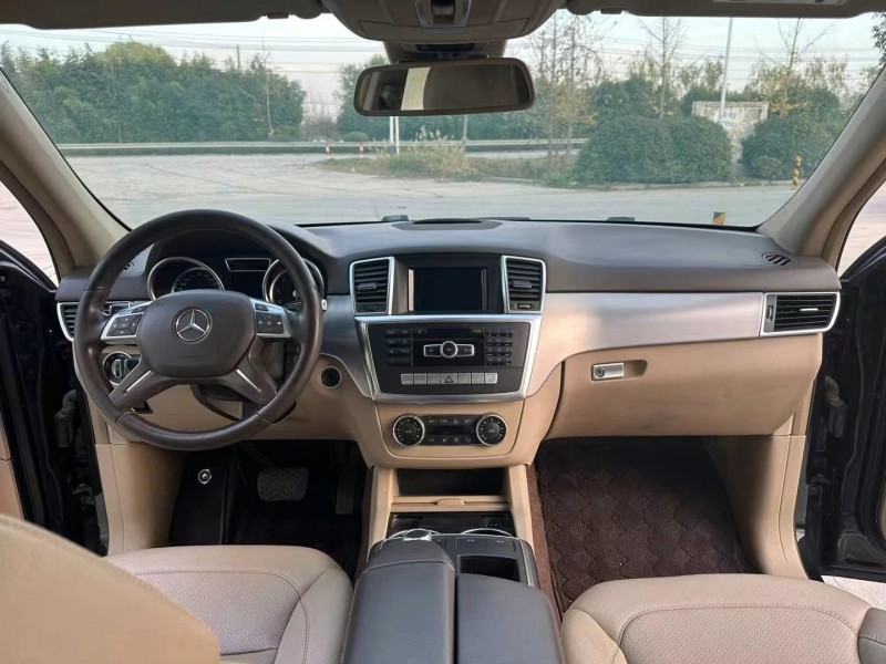 徐州14年奔驰ML5