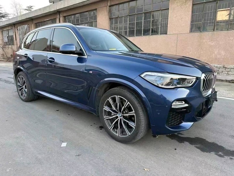 济宁20年宝马X52