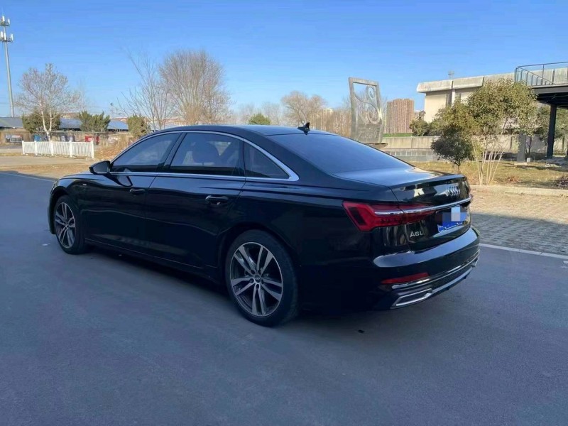 济宁19年奥迪A6L6