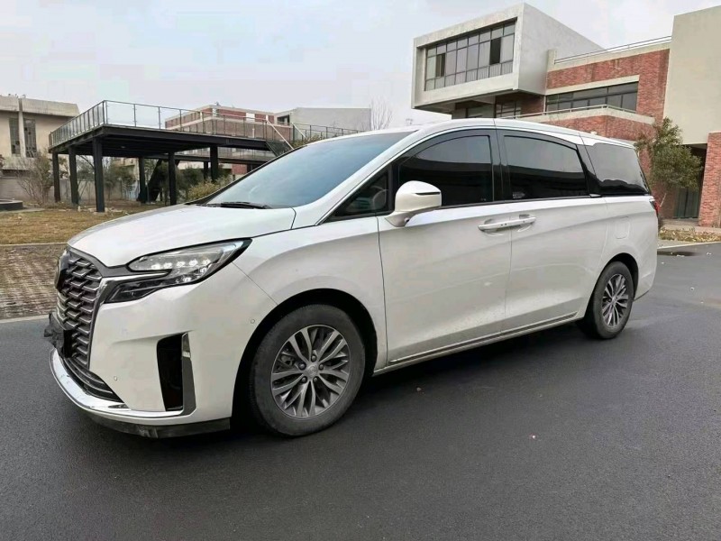 济宁23年别克GL83