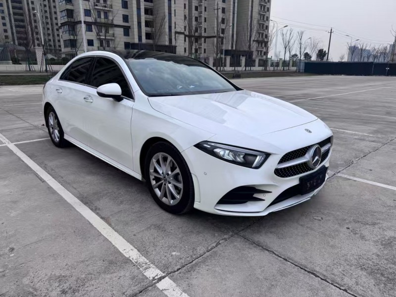 盐城19年奔驰A2
