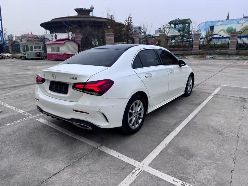 盐城19年奔驰A4