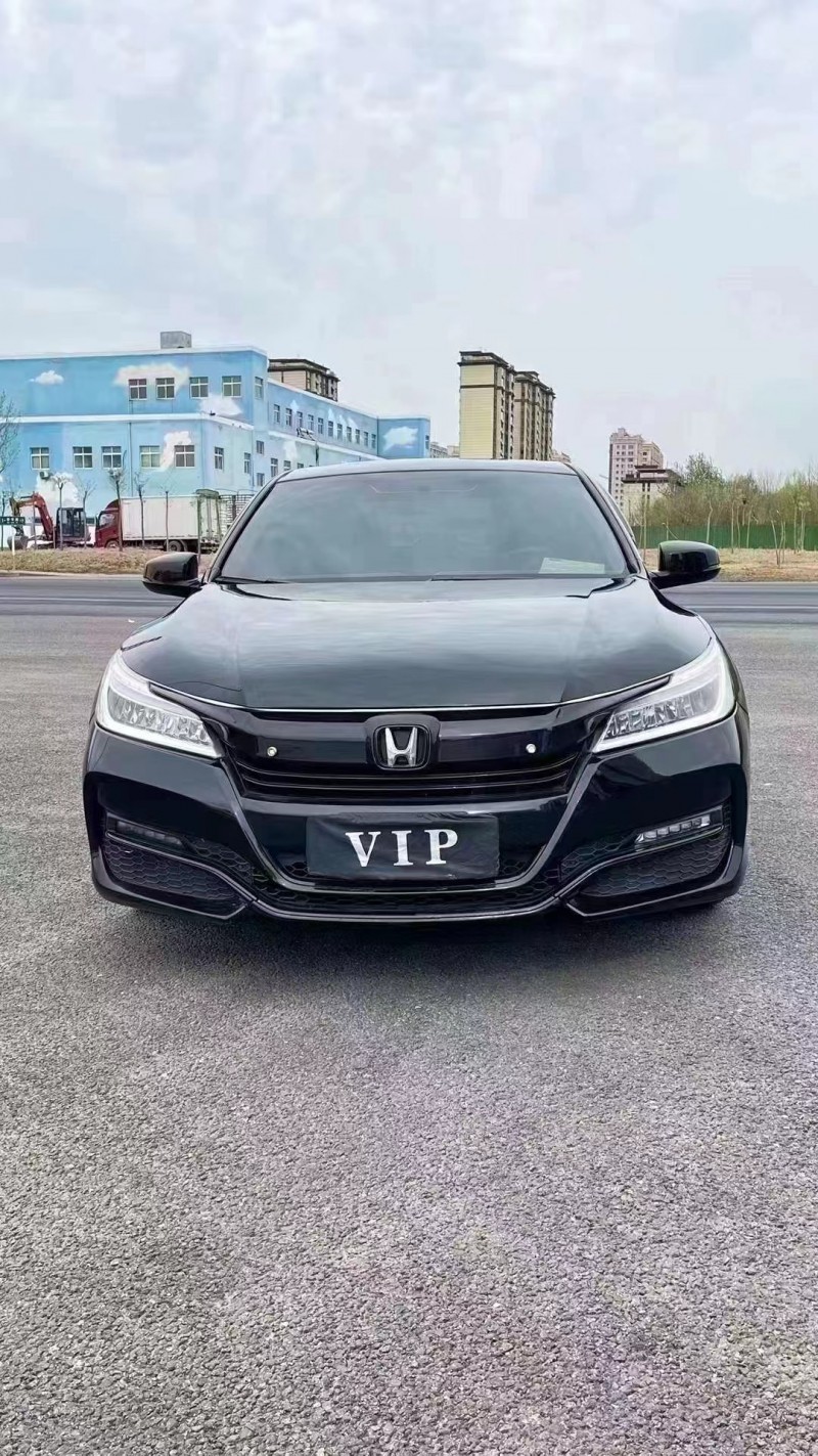 廊坊18年本田雅阁1