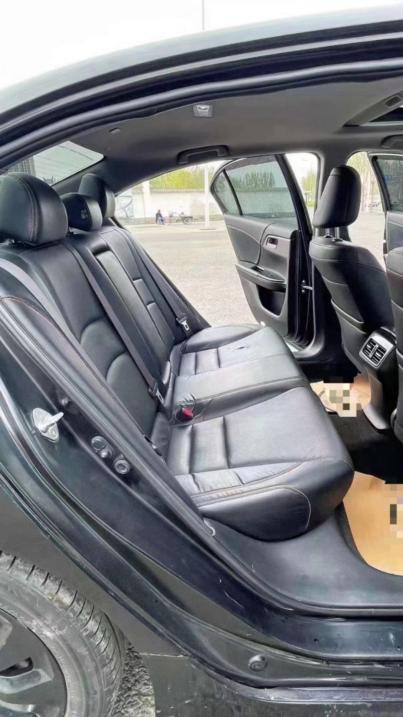 廊坊18年本田雅阁8