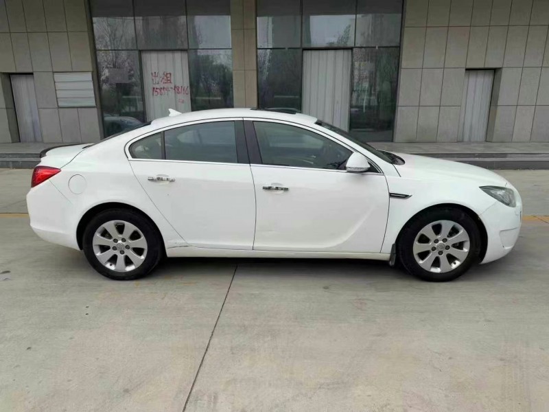 济宁13年别克君威8