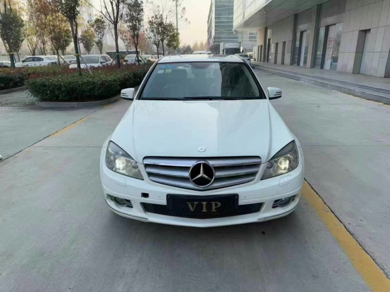 济宁11年奔驰C1