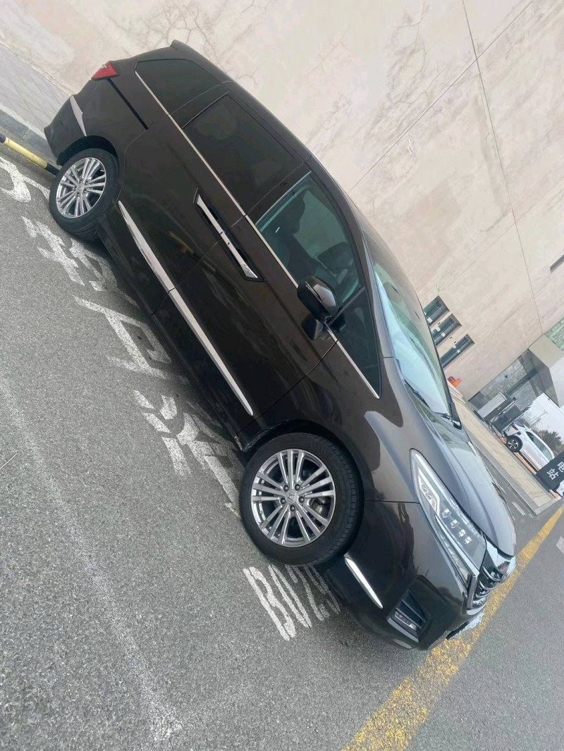 营口17年本田艾力绅7