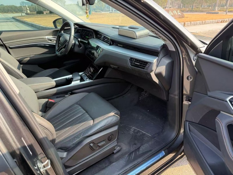 盐城23年奥迪E-tron纯电8