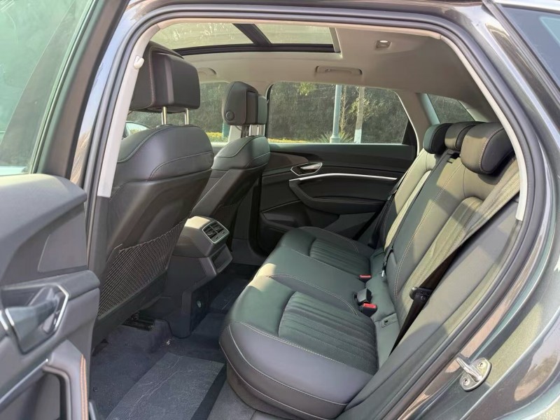 盐城23年奥迪E-tron纯电9