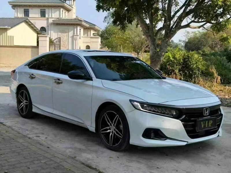 佛山22年本田雅阁2