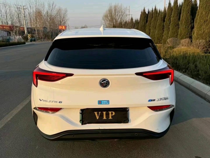 济宁23年别克微蓝5