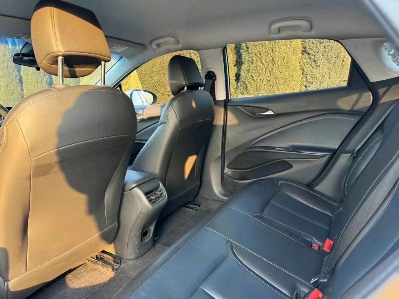 济宁23年别克微蓝6