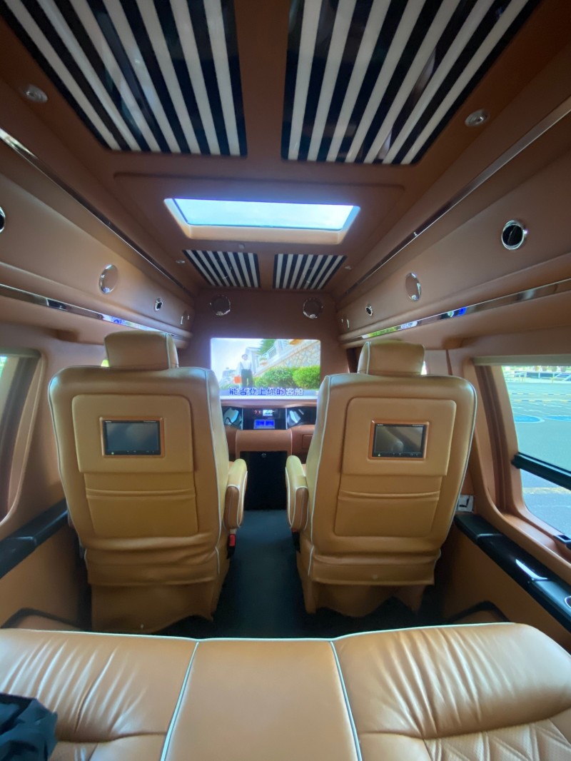 營口14年GMC商務之星9