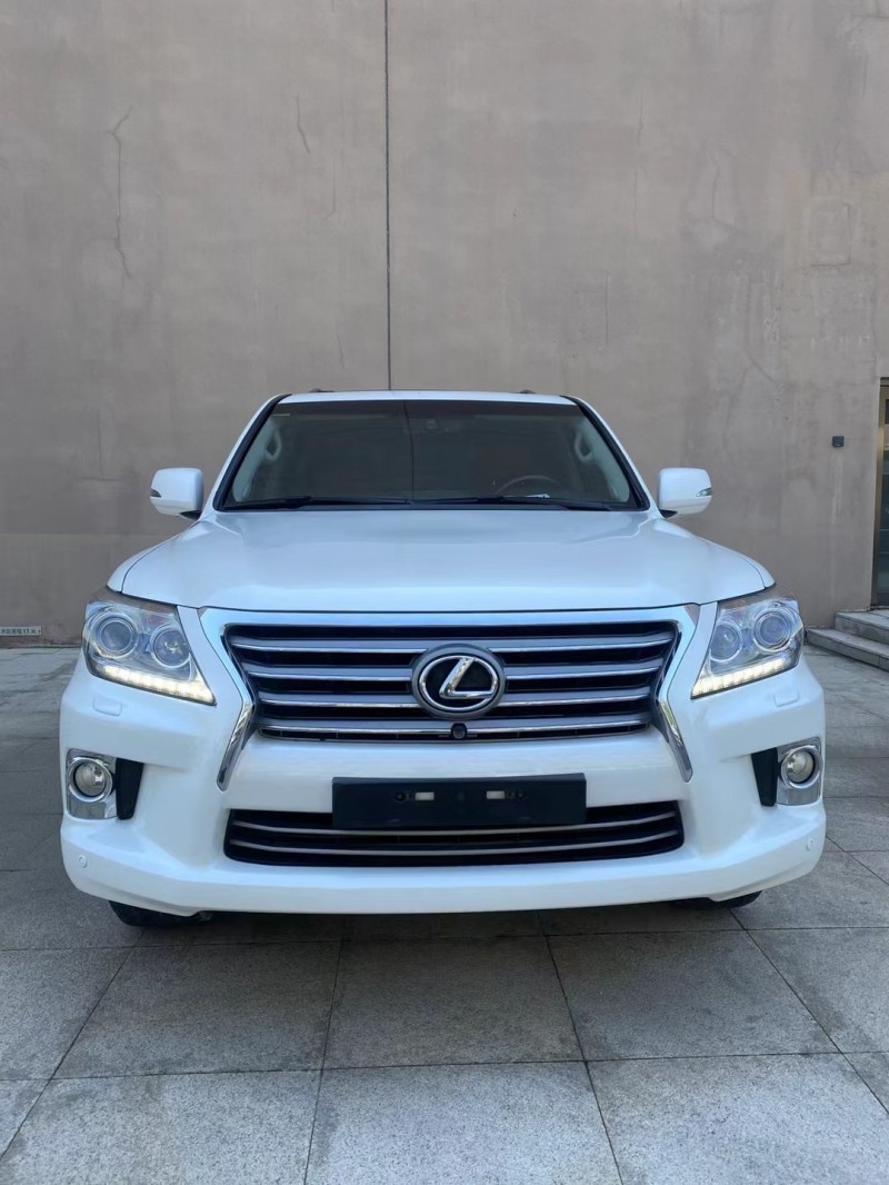 營口13年雷克薩斯LX1