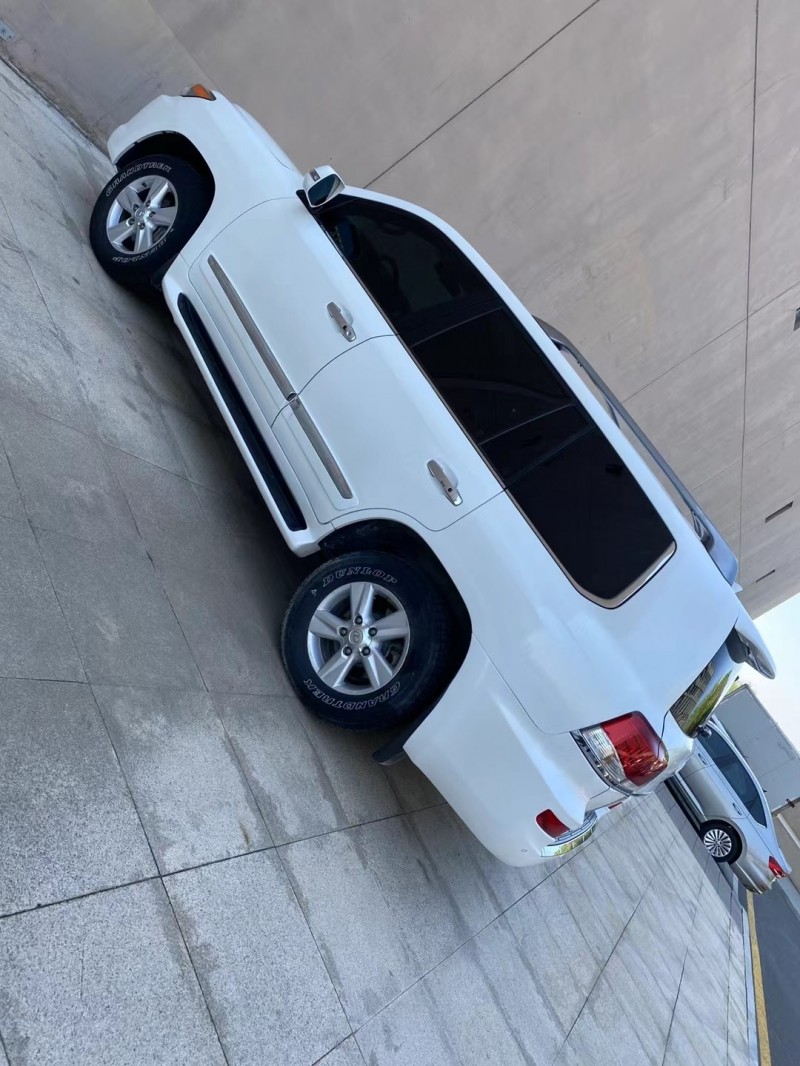 營口13年雷克薩斯LX3