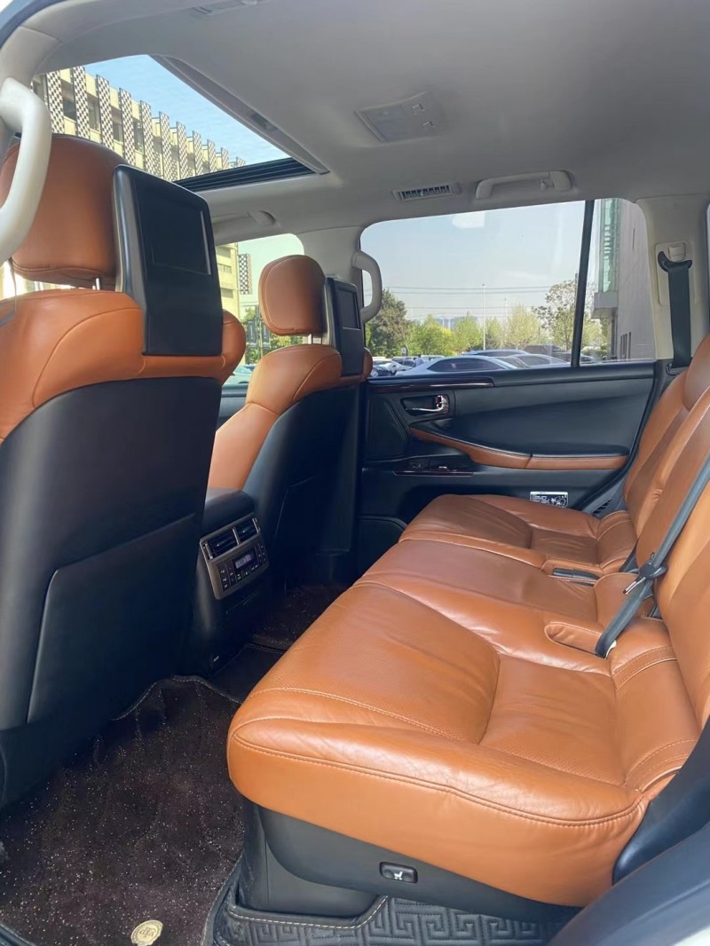 營口13年雷克薩斯LX4