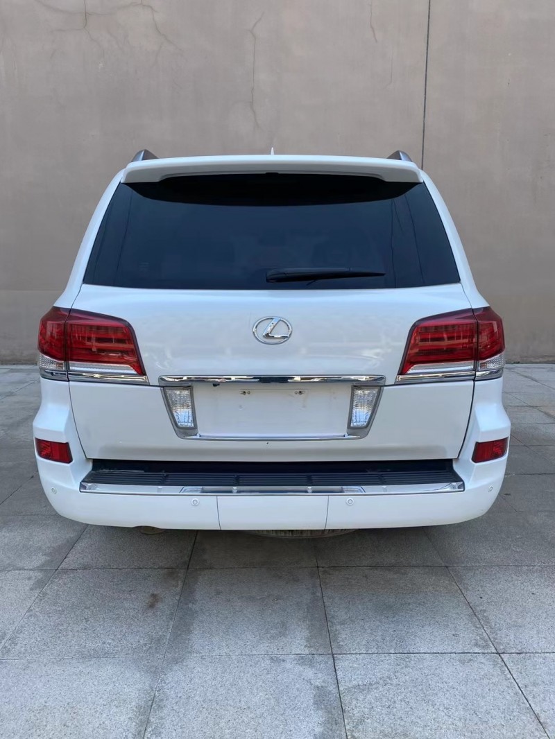 營口13年雷克薩斯LX5