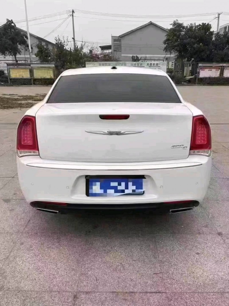 菏泽16年克莱斯勒300C2