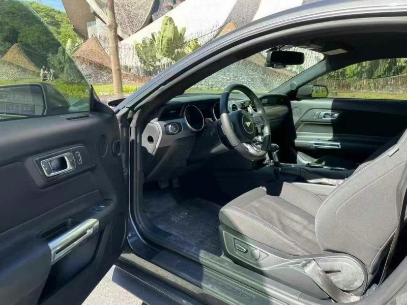 深圳19年福特野马4