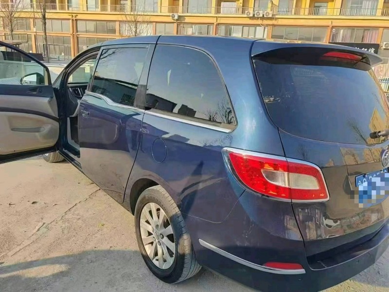 菏泽11年别克GL84