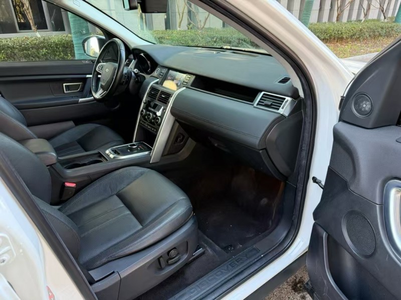 盐城17年路虎发现8