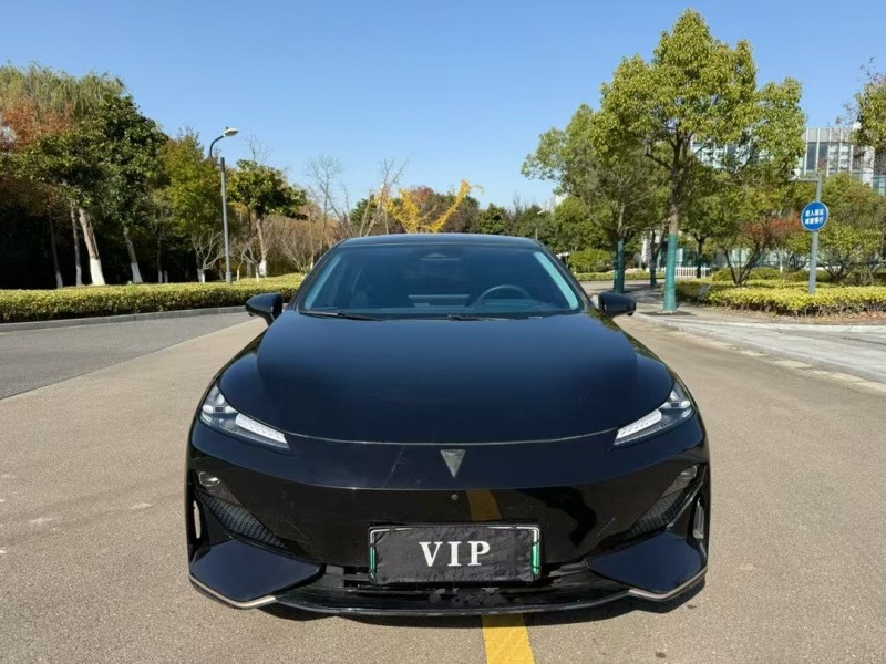 鹽城22年長安汽車深藍1