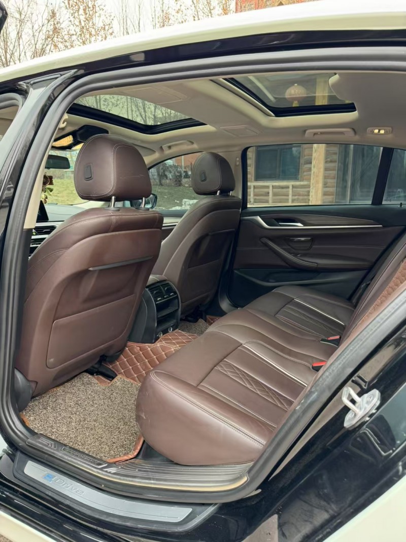 保定19年宝马5系8