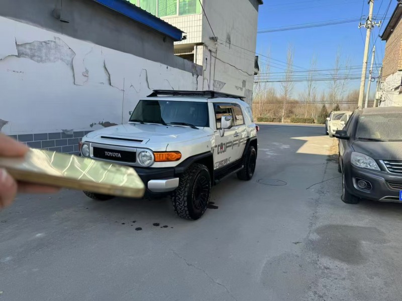 保定19年丰田FJ3