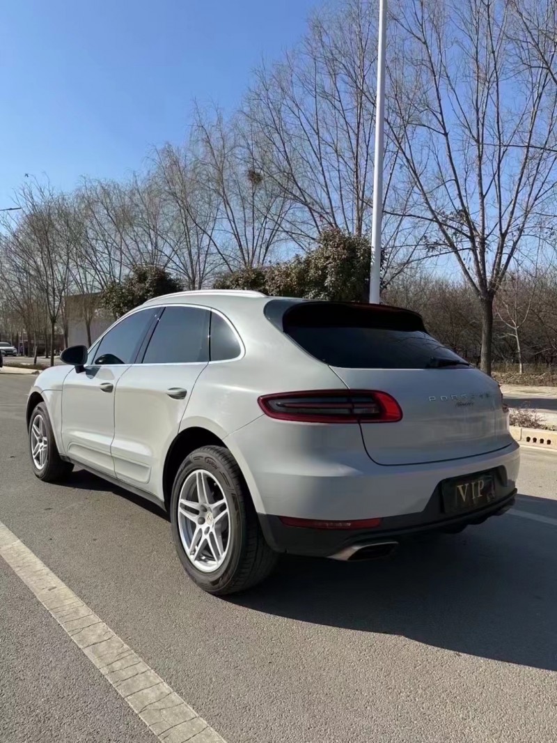 枣庄17年保时捷Macan8