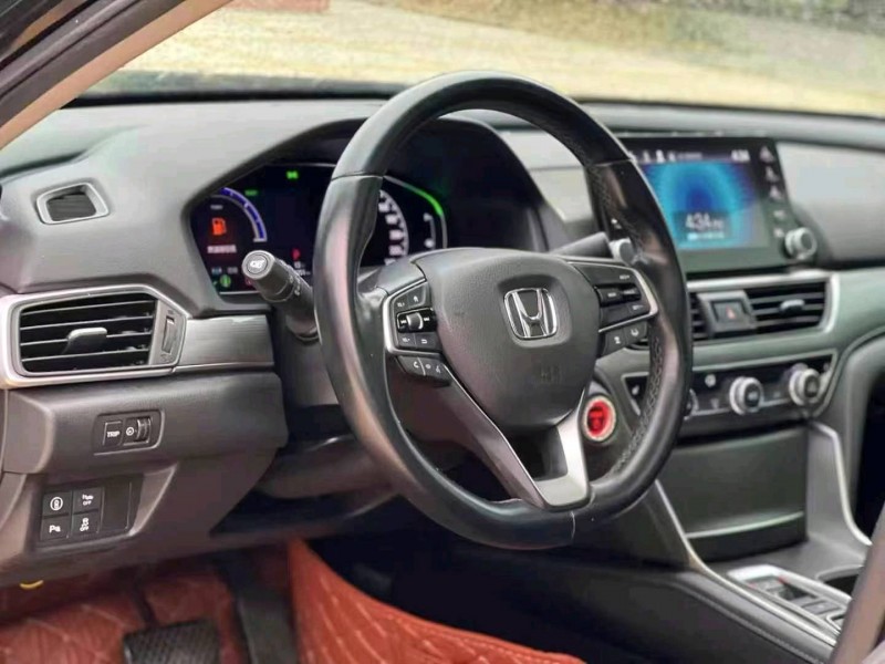 佛山20年本田雅阁6