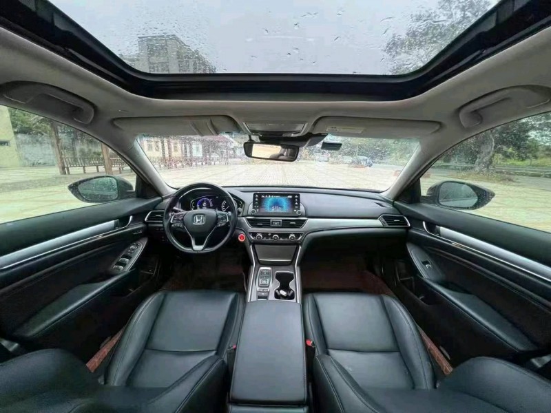 佛山20年本田雅阁8