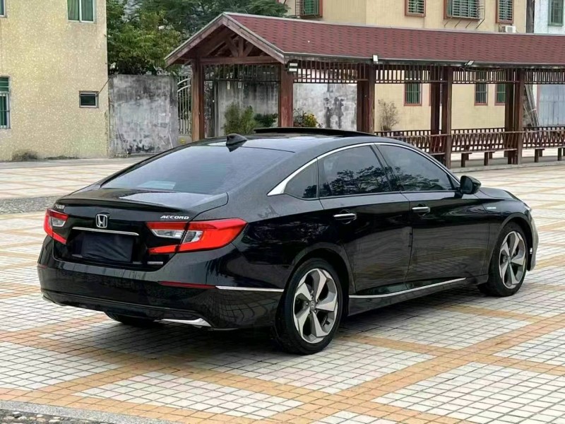 佛山20年本田雅阁9