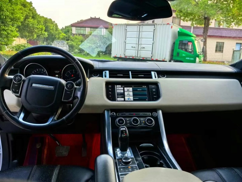 苏州15年路虎揽胜运动7