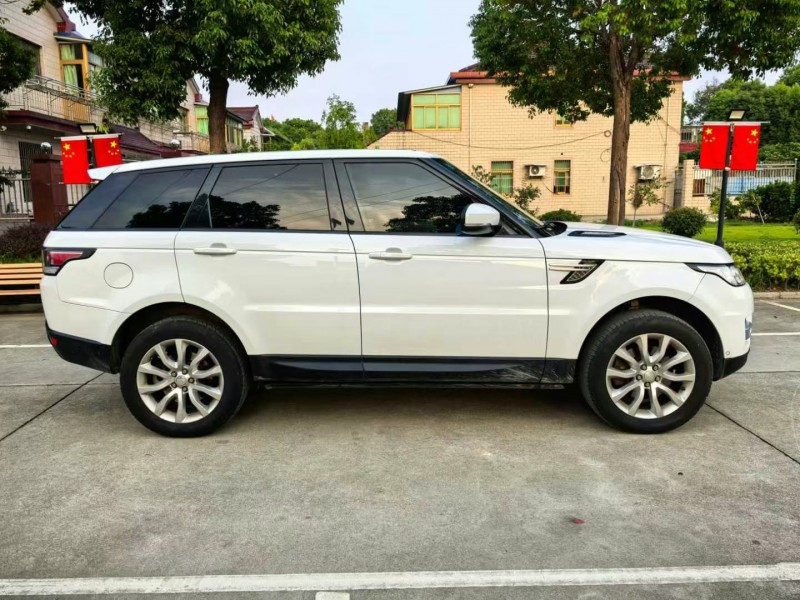 苏州15年路虎揽胜运动9