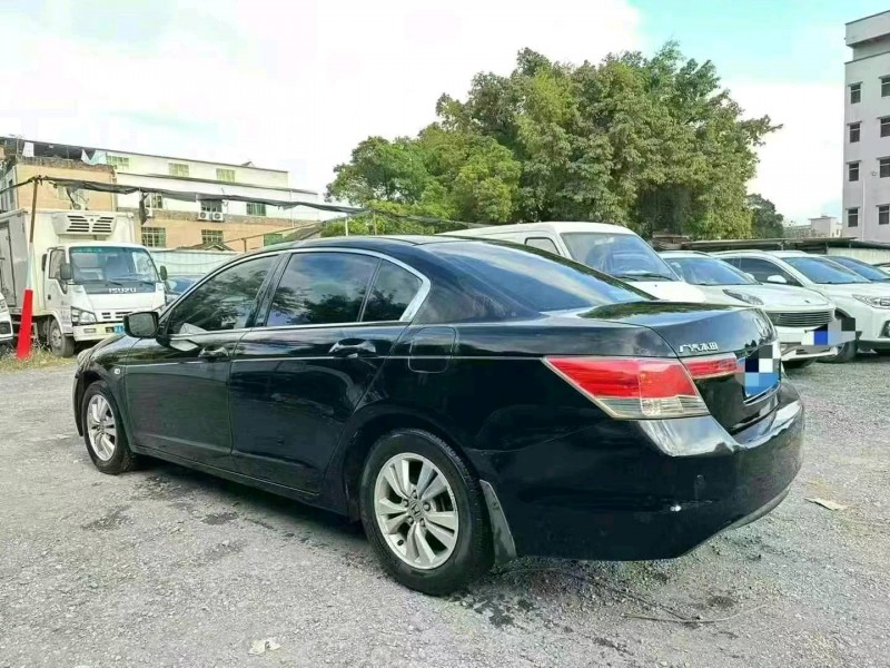 广州10年本田雅阁5