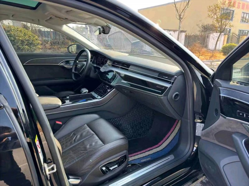 徐州20年奥迪A8L7