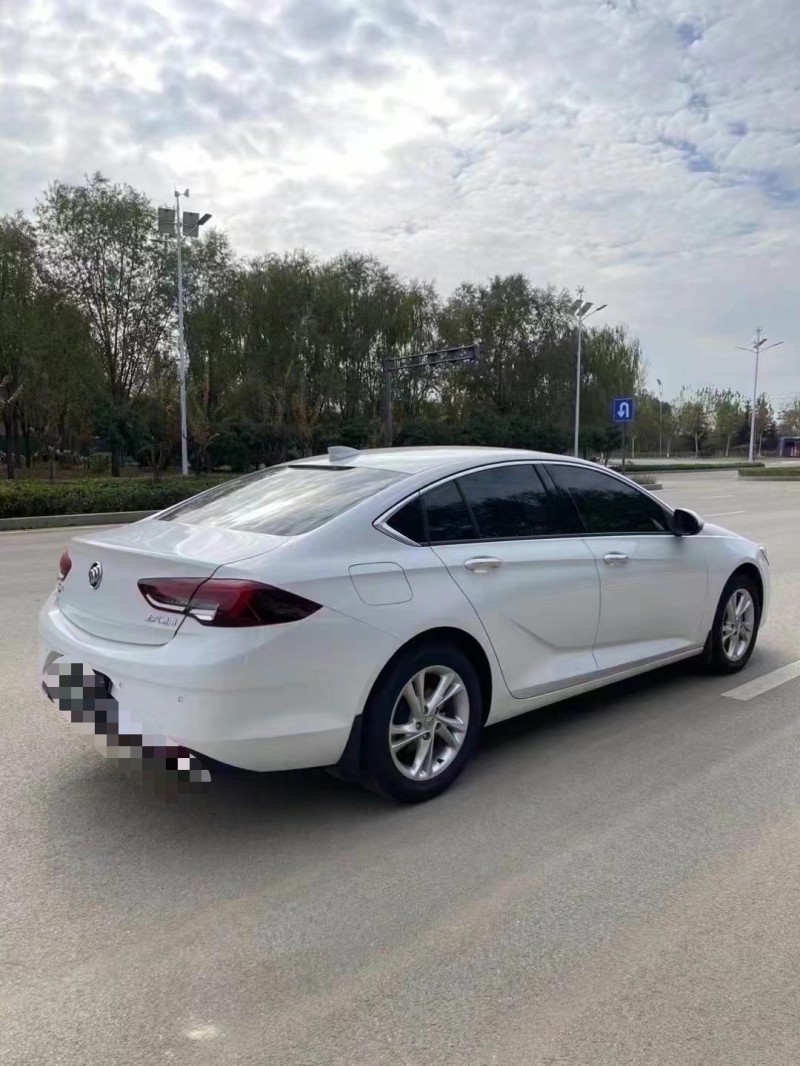 枣庄22年别克君威9