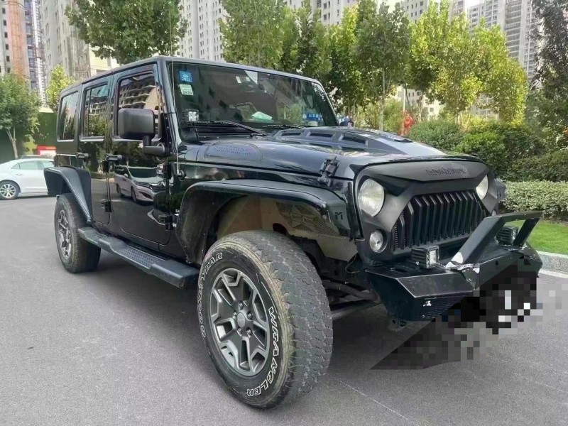 棗莊18年Jeep牧馬人3
