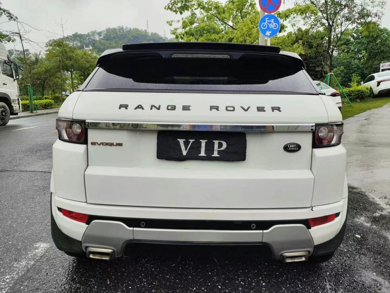 广州12年路虎极光5