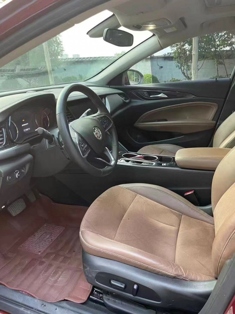 徐州22年别克君威4