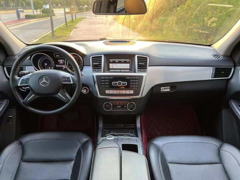 枣庄13年奔驰ML6